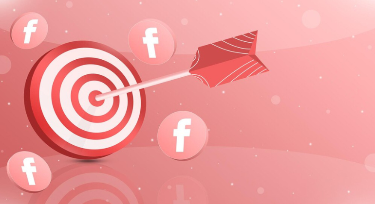 how to target competitors audience on facebook